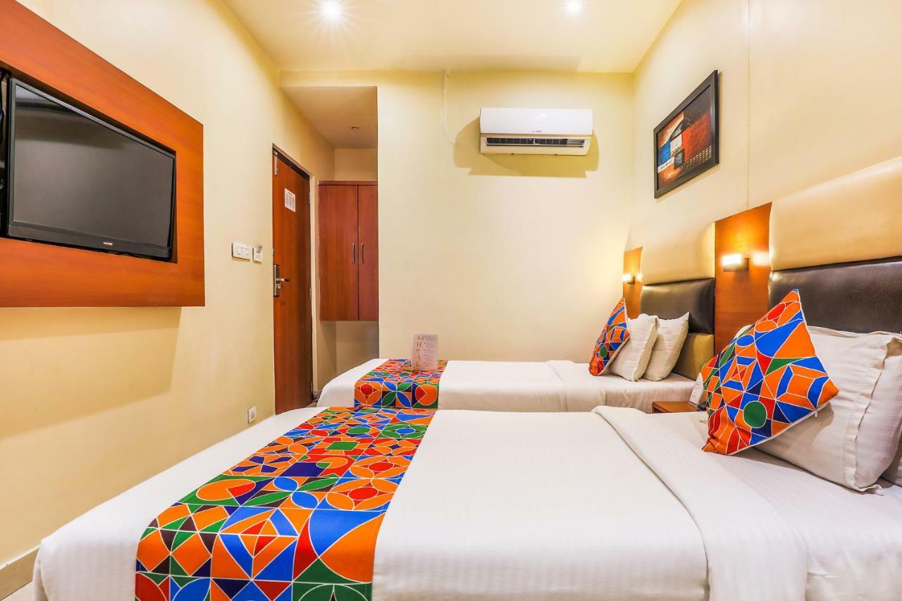 Отель Fabexpress Liwa International Andheri East Мумбаи Экстерьер фото