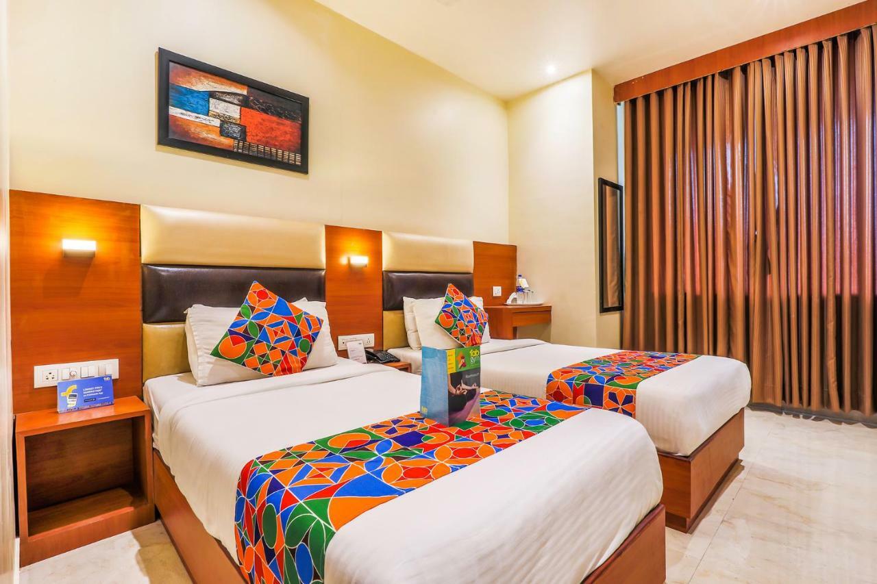 Отель Fabexpress Liwa International Andheri East Мумбаи Экстерьер фото