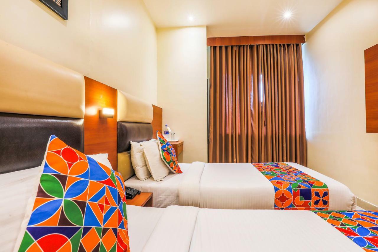Отель Fabexpress Liwa International Andheri East Мумбаи Экстерьер фото